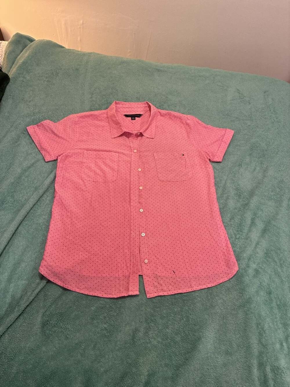 Tommy Hilfiger Women's Pink Polka Dot Short Sleeve Button-Down Shirt